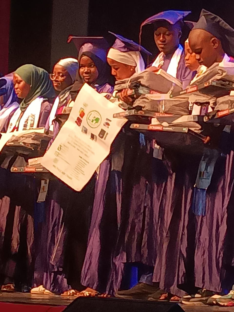 Remise des diplômes aux élèves